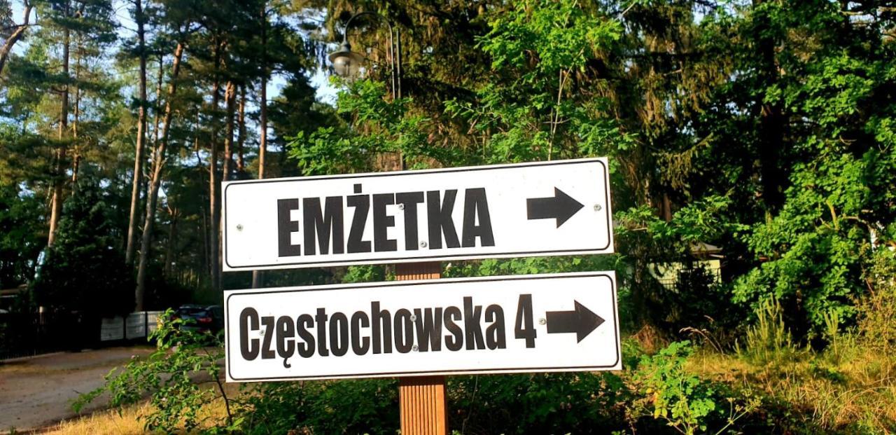 Apartamenty Emzetka Pobierowo Eksteriør bilde