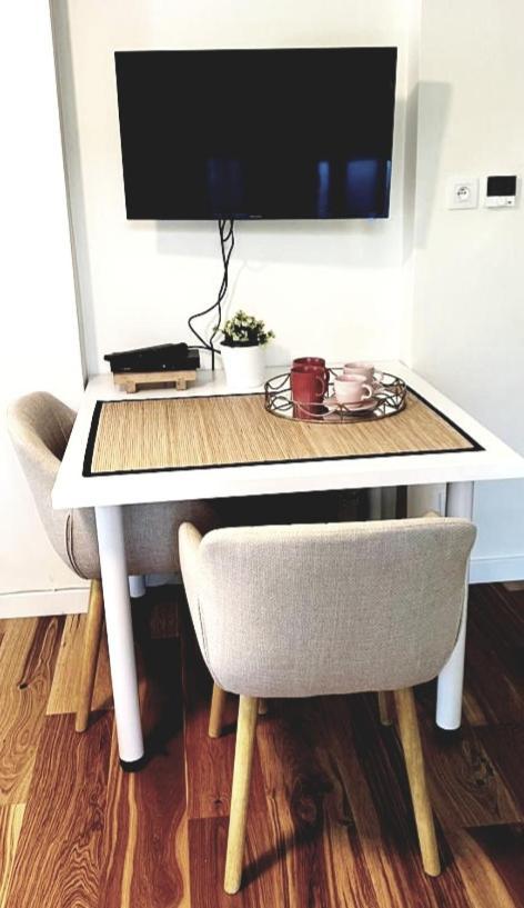 Apartamenty Emzetka Pobierowo Rom bilde